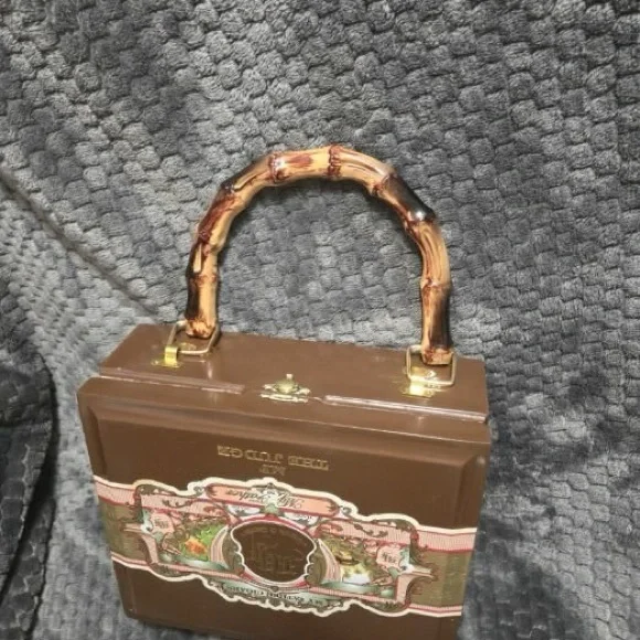 Cigar box purse handmade with bamboo handle - Picture 4 of 8